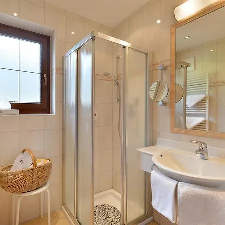 Aparthotel Ederfeld 4*