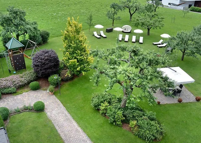 מלון דירות Ederfeld